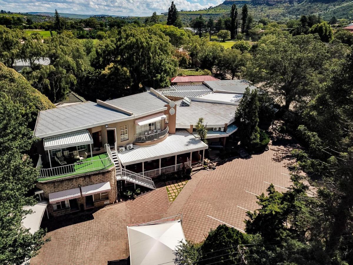 Woodpecker Guesthouse Фиксбург Экстерьер фото