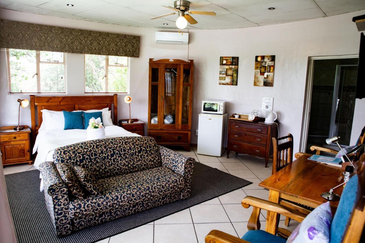 Woodpecker Guesthouse Фиксбург Экстерьер фото