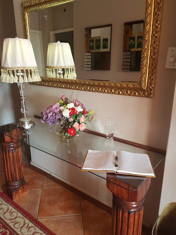 Woodpecker Guesthouse Фиксбург Экстерьер фото